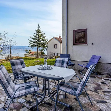 Stunning In With Wifi Lägenhet Lovran